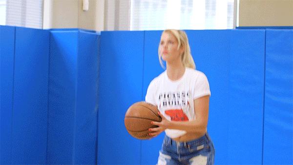 erin-shot2.gif